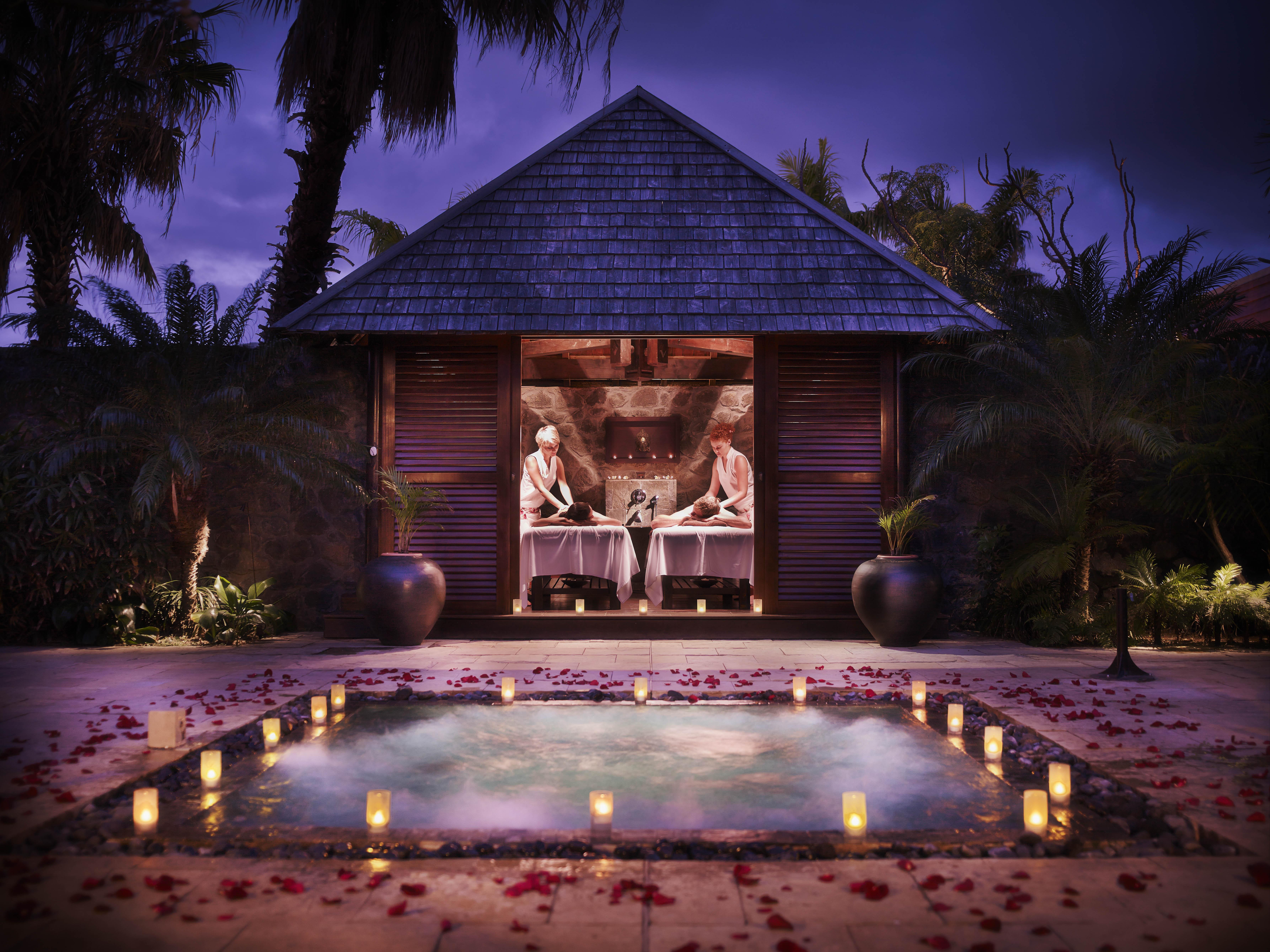 Palm Hotel & Spa Petite-Ile Exterior photo